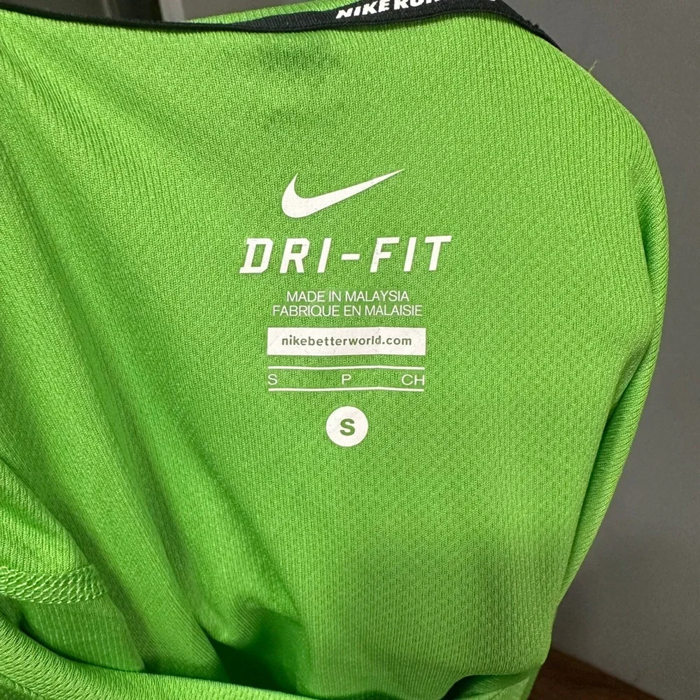 Nike Dri-FIT Running Tank Top Mens Small Lime Green Sleeveless Training Shirt